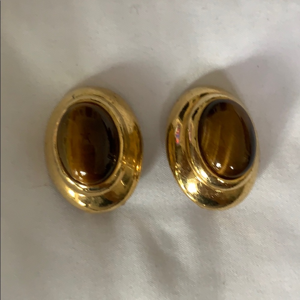 ALEXIS KIRK COUTURE LTD.